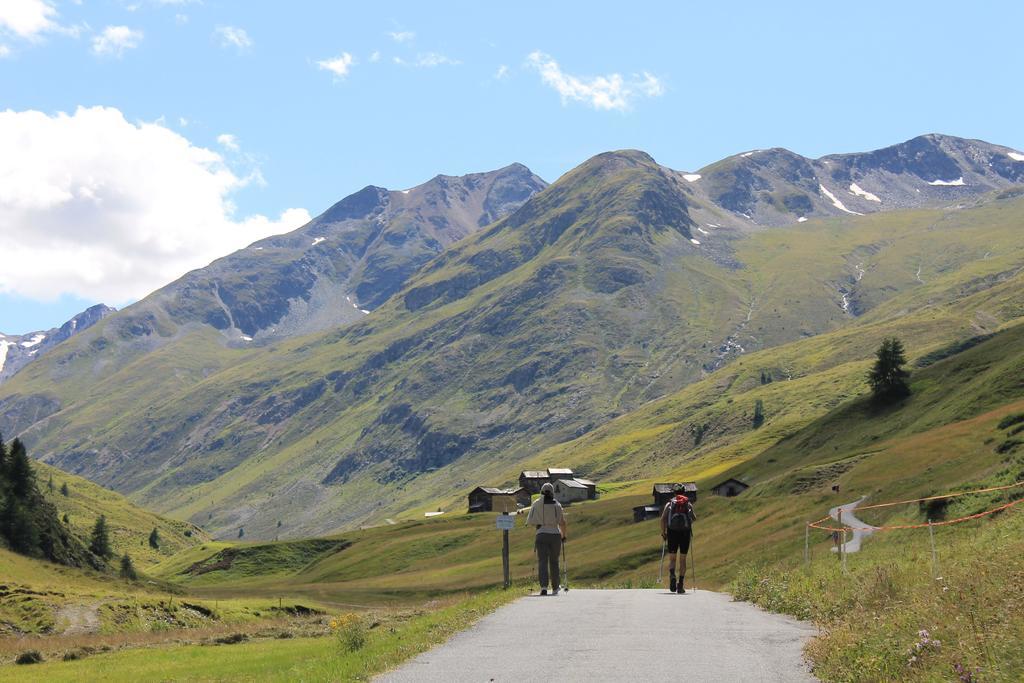 Hotel La Colombina Livigno Kültér fotó